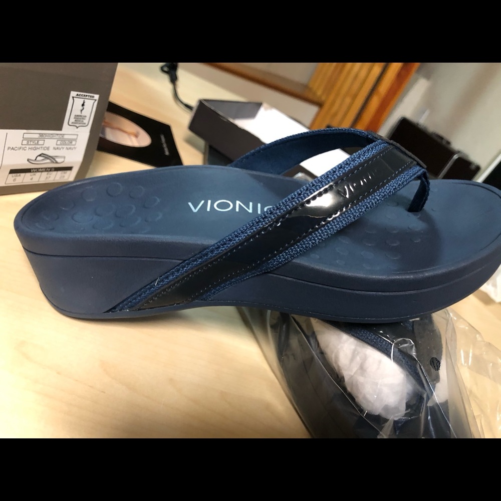 Navy blue sandals 🩴